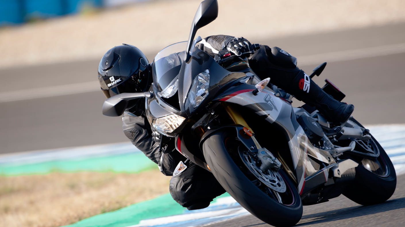 Triumph daytona best sale moto2 765
